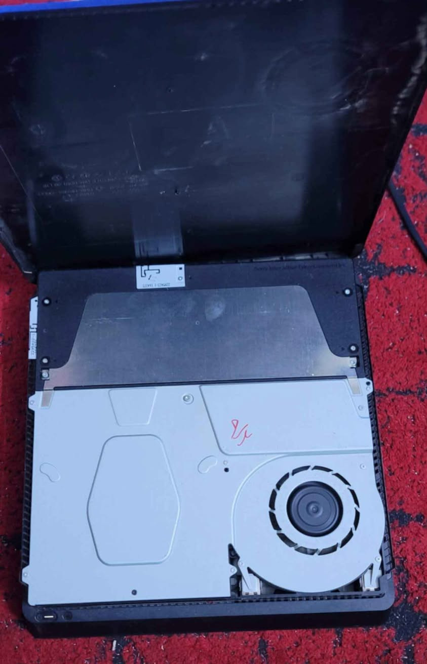 بلي فور مهكر مابي اي عطل نضيف ويا وايرات ويده كلش زينه مكان الشعب بي ٨ العاب ذاكره ٥٠٠ نضام١٢.٥٢ سعر٢٤٠ بغداد, العراق


**إذا كنت صاحب هذا الإعلان وتريد حذفه لأي سبب، رجاءا أرسل رسالة إلى الدعم الفني**