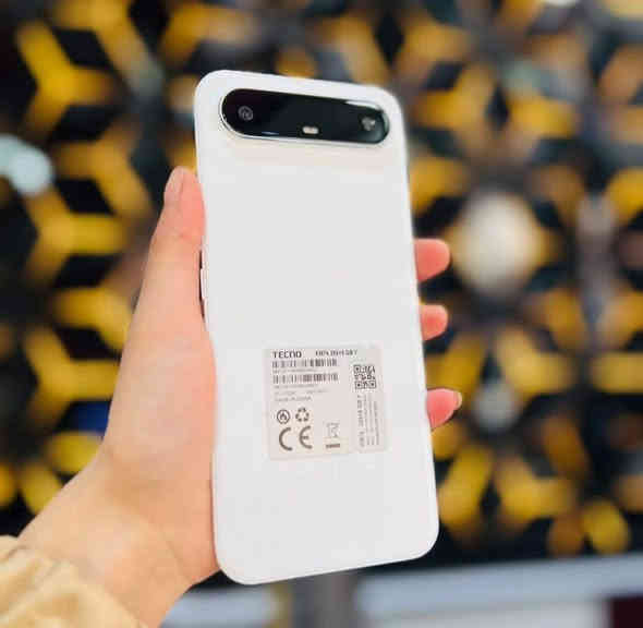 #الانيق من Tecno بسعر مميز شبية ايفون17 اير 😉
#POVA_slim
#بسعر_ناااار 290.000 الف دينار 🔥
المواصفات:
- الشاشة: 6.78 انش
-  نوع الشاشة: AMOLED, 144Hz,
-  الذاكرة الداخلية: 256GB
- الذاكرة العشوائية: 8GB
- المعالج: MediaTek Helio G200
-  سعة البطارية : 5160 mAh , شحن سريع 45W
حـمايـة من الماء والـغـبار والـصدمات بمعـيار IP64

شركة سجاد للموبايلات 
#العنوان_طوزخورماتو_شارع_العام
#_مقابل_دوز_مول

مبيعات جملة / ***********
مبيعات مفرد / ***********
