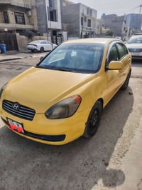 اكسنت • ٢٠١٠ • حادث خلفي