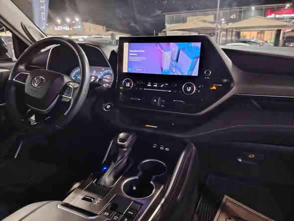 تويوتا هايلاندر موديل ٢٠٢٣
#المواصفات
لمتد
 كامرات محيطيه
حساسات اماميه خلفيه 
شاشه كبيره
مري شفط
كشنات جلد vip تبريد تدفئه
#الضرر
بنيد فقط  لايتات اصليه
صور الحادث بالمنشور 

 ***********
***********
