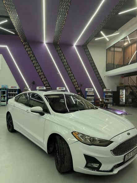 فورد فيوجن 2019 مكينه 1500 توربو 
موصفات السياره
فول واحد ع واحد عدا بصمه الباب 
كشنات جلد 
تبريد قطعتين  
كير at
اوتو ستوب 
هند بريك بصمه 
اوتو بارك 
رادار امامي 
رادار خلفي 
رادار جانبي
مثبت سرعه 
مثبت مسار
نقط عمياء الاكترونيه 
ضررها السياره دعاميه اماميه 
بيه صبغ ثلاث قطع 
السياره رايدهه ب 120$ بيها مجال
***********. 
***********
