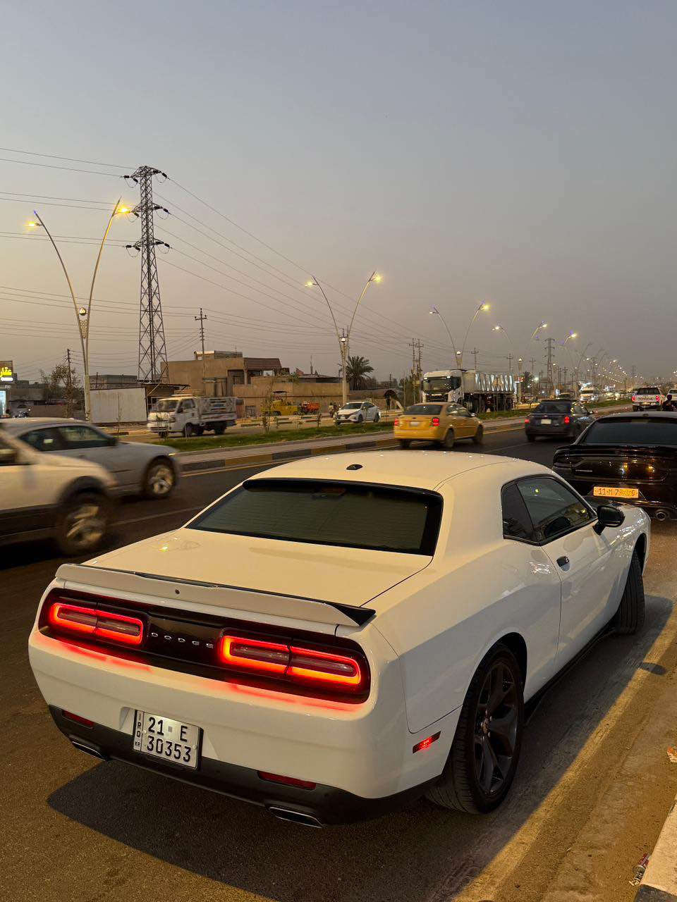 السلام عليكم دوج جالنجر2019 جيتي مواصفات معروفة محرك 6سلندر 3600حادثها جاملق وبنيد والسونار مرفق بالمنشور كير مكينه كفالة تخم تاير ماناقصها شي السيارة جاهزة السيارة بأسمي وسنوية مجددة السعر 153وبيها مجال قليل مكاني البصرة ابو الخصيب *********** البصرة, العراق
