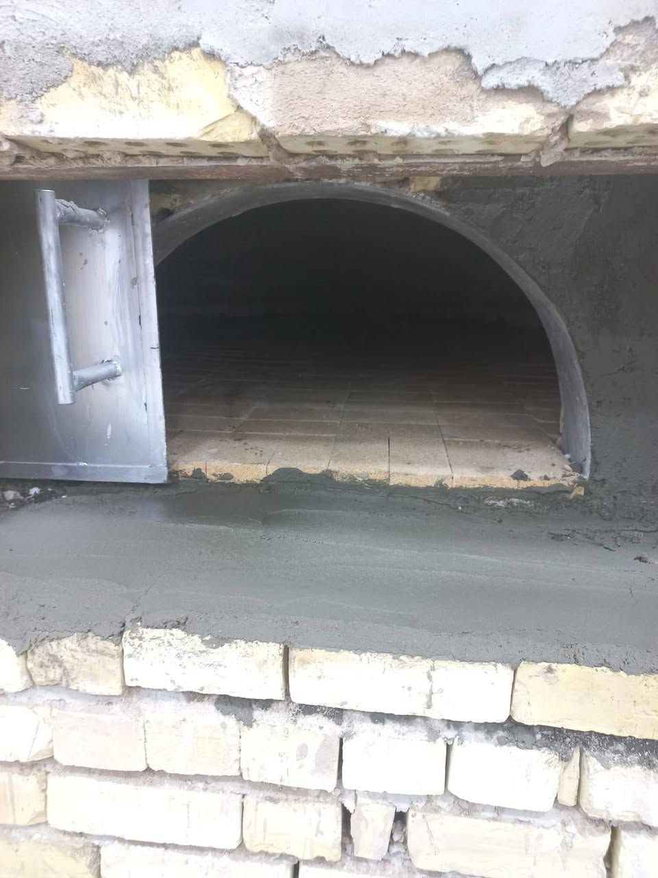 ابو حسين النجفي لبناء الافران الصمون وافران البيتزا ***********/***********
