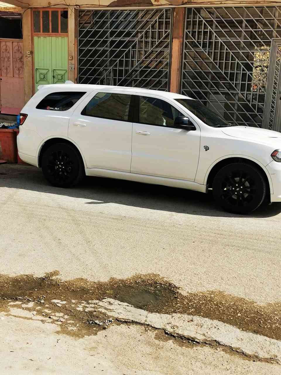 السلام عليكم. دوج دورنكو 19 ماشيه 65 سياره مكفوله كير ومكينه من عدئ الحادث مالتهه وبيهه جلغ بالباب الي عكس السايق والي وراهه وصور الحادث بالمنشور والبنيد الاصلي موجود مالتهه. السعر 240 وبي مجال بسيط الاتصال ***********
