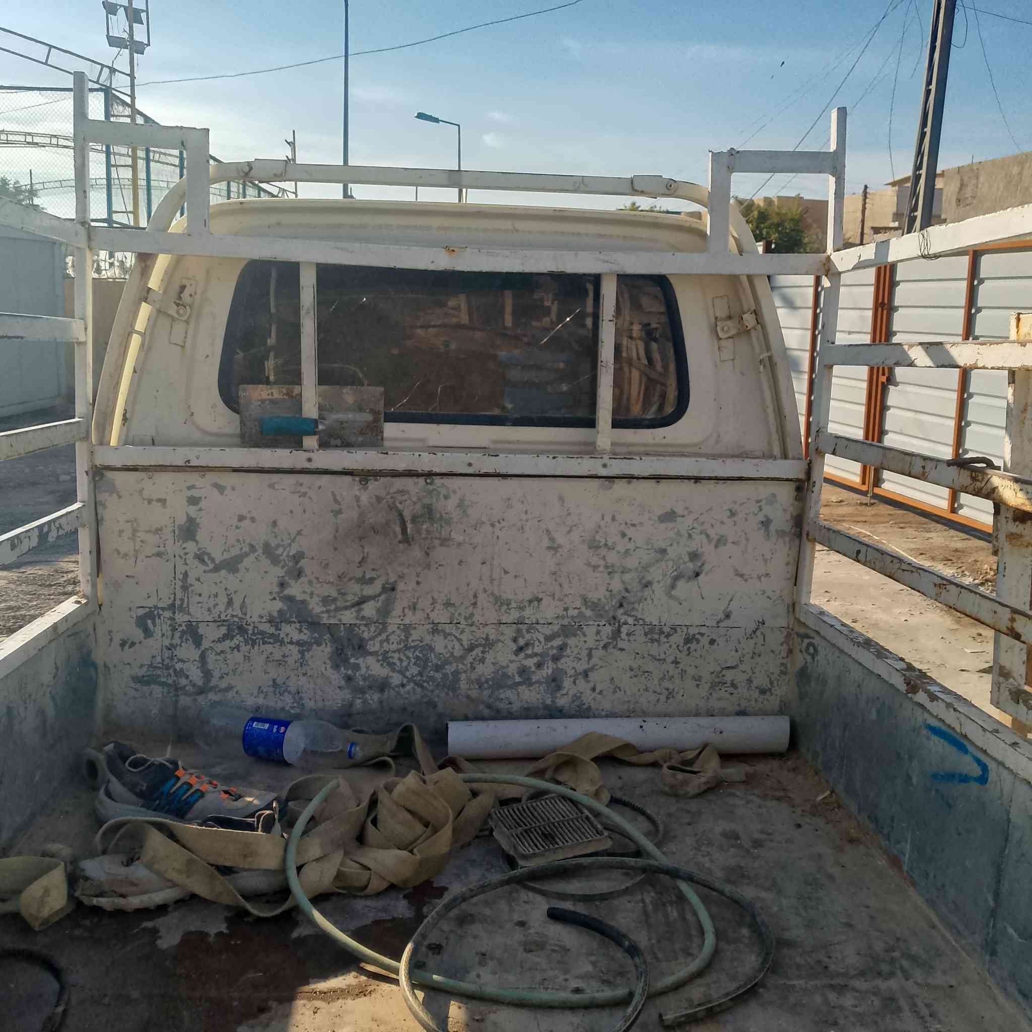 السلام عليكم سياره للبيع هيف 2011    صدر مامي وخلفي جديد  تخم تاير جديد محرك مجفت فل كير جديد كهربائي كله شغاله السعر خاص   المكان تكريت رقم الهاتف ***********
