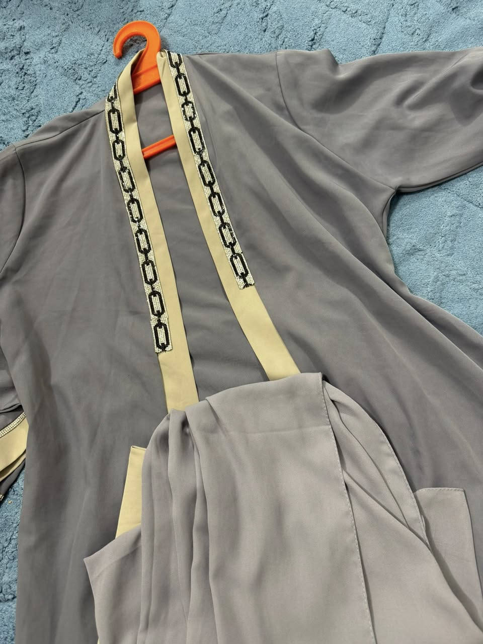 للبيع قيم واخذ نضيفات والله مابيهن شي بس البنيه جاي تبيعهن لان سمنت وصارن صغار


**إذا كنت صاحب هذا الإعلان وتريد حذفه لأي سبب، رجاءا أرسل رسالة إلى الدعم الفني**