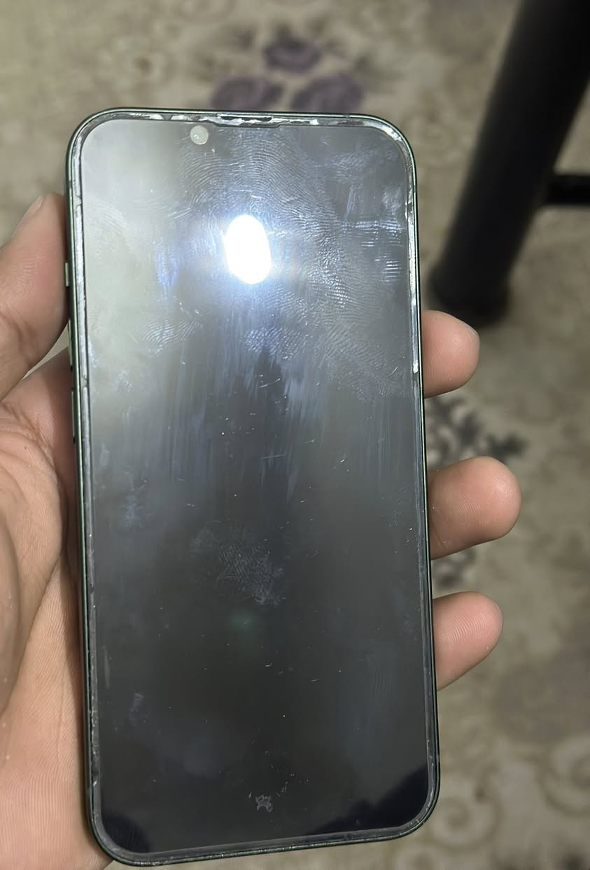 سلام عليكم ايفون 13عادي وتر بروف ما مبدل بي شي أمريكي ذاكرة 256 والبطارية83 السعر 450 وبي مجال مكاني بابل ***********
