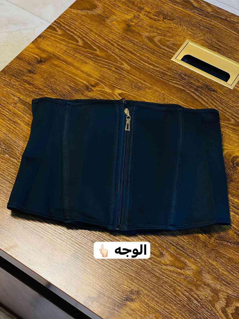 مشد الكولومبي 
مشد علاجي وللمناسبات مشد للبطن والظهر ينحت الخصر بشكل رباعي ينزل من مقاس الخصر اكثر من ١٥ سانتي وقت لبس علاجي وقت الالتزام ٨ ساعات باليوم عباره عن مشد واحد  طباقي وسحاب  لنحت وشد البطن لما بعد الولاده الطبيعيه والقيصريه او الي مو والده بس الي تعاني من بروز البطن بشكل كبير

يعمل ٣ مرات علي شد الترهلات البطن وتنحيف حجم الخصر مع مداومه بالاستعمال 

القياسات 3XL/4XL


**إذا كنت صاحب هذا الإعلان وتريد حذفه لأي سبب، رجاءا أرسل رسالة إلى الدعم الفني**