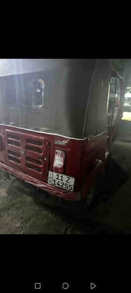 ألسلام عليكم تكتك للبيع مديل 2018 شهر 12 رقم وسنويه بغداد انكليزي تكتك كشره كفاله بيه بس صبغ بل صفحه بس مكينه انطيك بيه ضمان تنقيص وتبخير  السعر 4600 بلاش العنوان الكماليه شارع المصرف
***********
