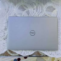 لابتوب مستعمل قليل كلش وشغال كلشي بيه + وياه جنطه مالته ولشاحنه وماوس ...