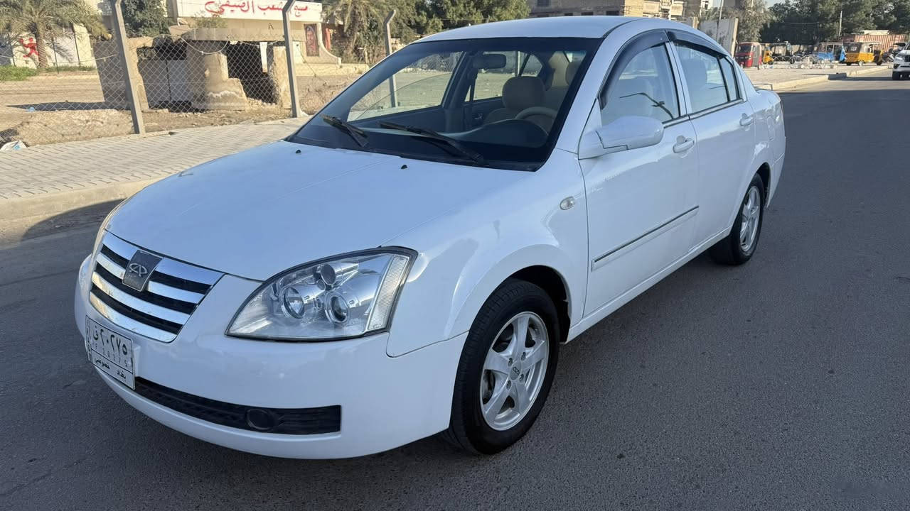 للبيع شيري اي فايف موديل 2012 رقم بغداد تحويل ثاني يوم جاهزه مابيها نقص كير مكينه صدر جديد شاشه كامره داخلها جديد مكينه 2000 كير ميكانيك المرغوب مكفوله من الضربه بيها تصليحات اخياسات ومسويهن  السعر 46 مكانها بغداد الشعب للستفسار ***********
