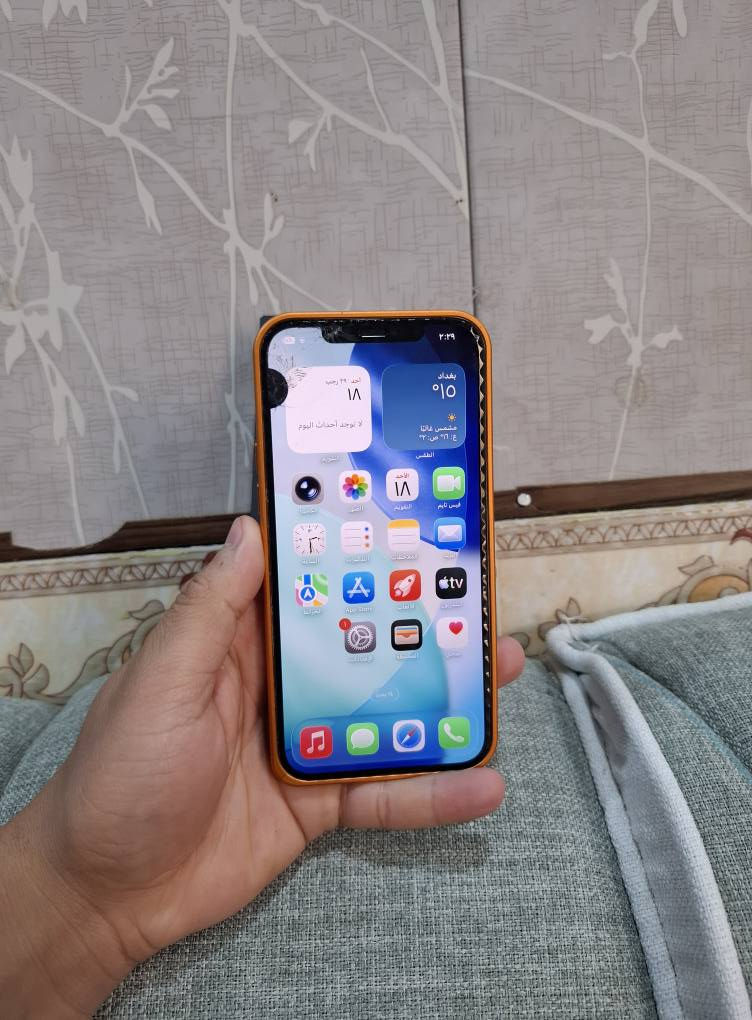 سلام عليكم جهاز ايفون 12 برو ماكس
مخليله تحويره مال 17 جهاز مكفول ما مفتوح ولا مصلح بس بي هاي تكعه بل شاشه وبي فطور قليله 
وضهره مكسور ومغلفه باكيته ويا بطاريه 81 
ذاكرته 256 السعر 350 وبي مجال مكاني ناصريه مركز *********** ناصرية, ذي قار
