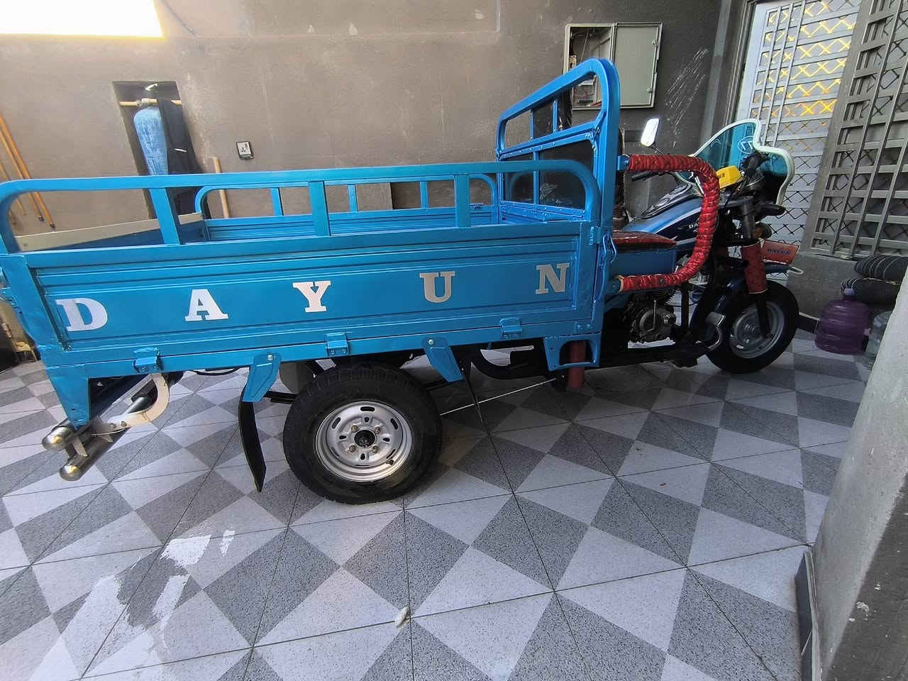 سلام عليكم ستوته موديل 2020رقم ابيض بسمي تحويل ثاني يوم مكينه مصار 6اشهر من شادها البدي عايد حداديته وصبغه مثل الشركه درتجه كلشي بيها شغال  مكاني واسط الكوت  رقمي *********** بي وتساب خاص ماكو
