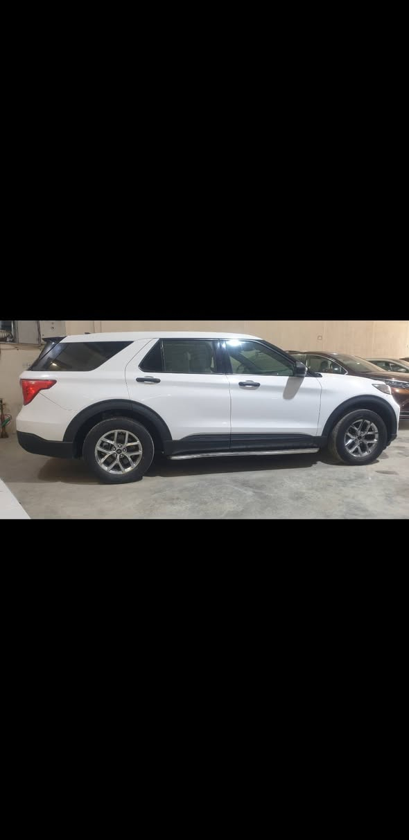 السلام عليكم فورد اكسبلور 6سلندر بوليسي موديل 2022 رقم بغداد بسمي ضرر صندوق فقط وسونار مرفق بالصور سعر (225) مكان السياره ديالى بعقوبه رقم الهاتف *********** ابو رقيه
