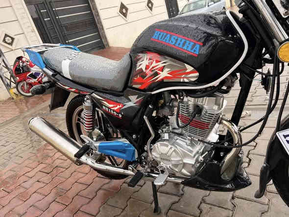 للبيع هيوشه موديل 2024 
منفيس فقط 
بعده زيرو فول نضافه 
السعر مليون و ٥٠ الف 
العنوان رمادي تاميم 
***********
