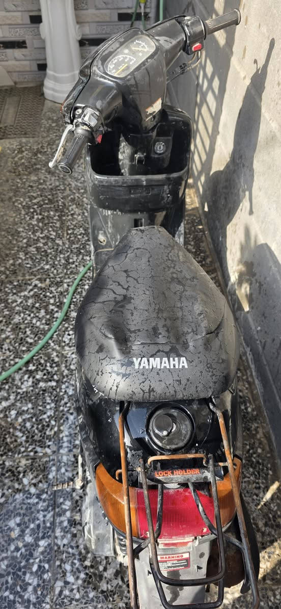 السلام عليكم دراجه بطة موديل ٢٠٠٠ مكفوله كفاله عامه كلشي شغال بيها مامفتوحه السعر ٤٠٠ وبيها مجال المكان كربلاء حي الحر ***********
