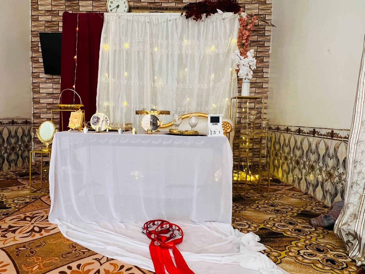 كوشه كامله للبيع
مستعجل 
*********** وات ساب
