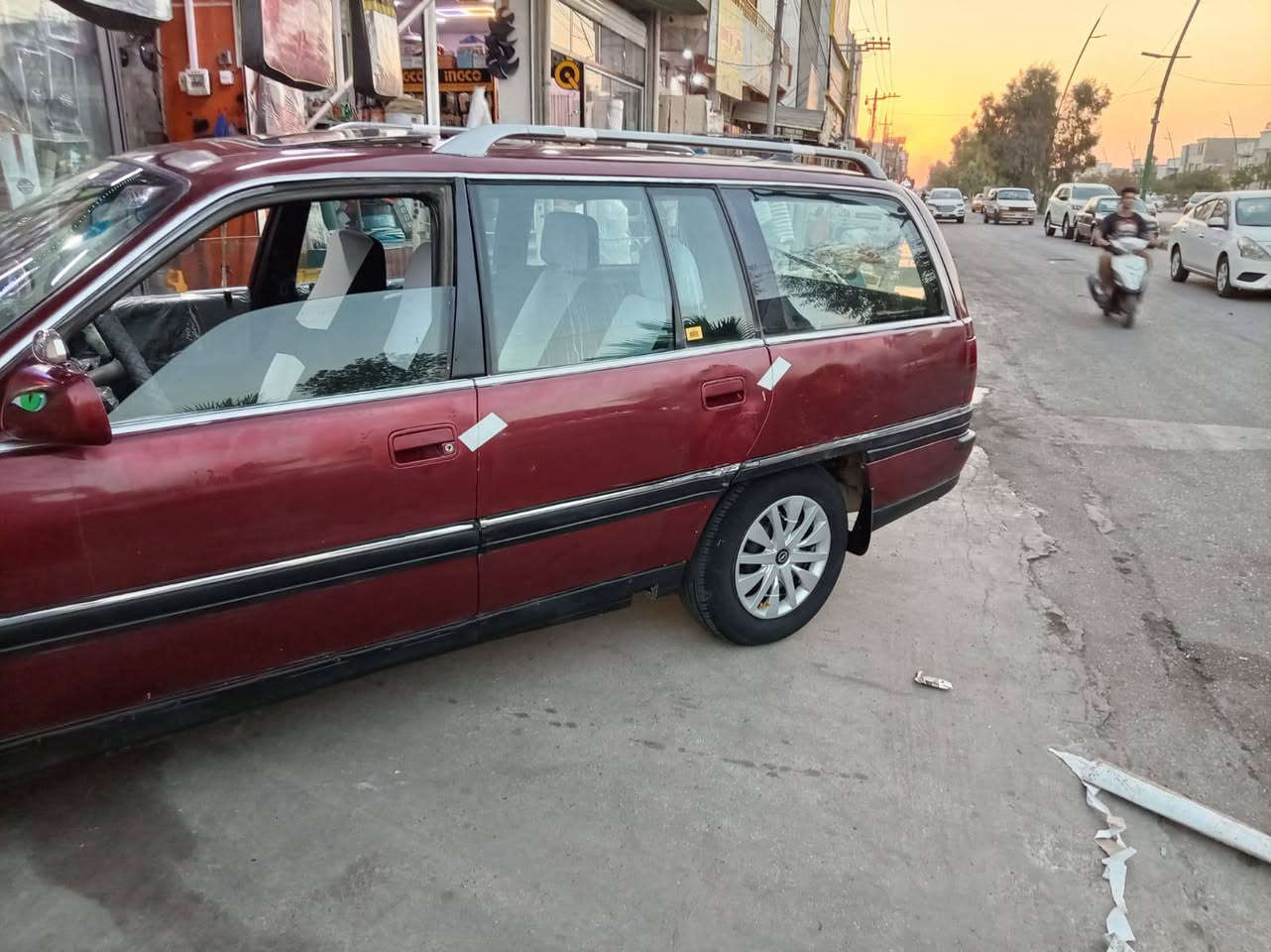 • للبيع •
تحفة للبيع وضع شركة اوبل اوميكا ستيشن اللون ماروني ميتاليك موديل 1992 اصل وفصل مكينة 20 بلادي بالكارتون كير عادي بالكارتون سلايت جام شغال بلادي دشبول جديد بطاين بوب لوك السيارة بدون خياس بدون كسر بدون دعم سيارة حلوة بلادية مال بيت صندوق خلفي جديد سبير ويالة شركة تخم تاير بالايلون كبات شركة السيارة سيدي كرستال لايت اب العدسة سكن لايت عالي ناصي زنون اشاير كهربائيات كلة شغال كلوب نقص مابيها ساعة بالدشبول 3 رونات تريشة عريضة ام النيكل سيارة حلوة وجديدة مال بيت مسجل دمام باور ستيرن دركة نفخ مكان السيارة كركوك رقم كركوك مشروع وطني دفتر بانزين شرط التحويل والبصمة غرامة مصفرة السعر بيع سريع ومستعجل لحاجة المبلغ 28 ورقة بيها مجال بسيط وبالعافية ؏ الياخذها علما أن السيارة مكلفتني 33 ورقة للأستفسار ***********

• مكلف بالنشر •
