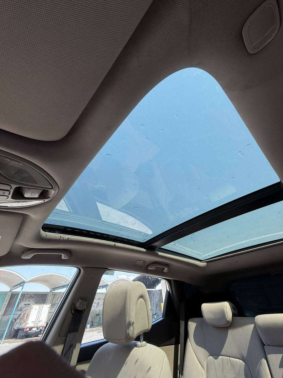 السلام عليكم ورحمة الله
سنتافي 2013 خليجي

بيها ضربه صغيرة في الباب الامين

مواصفات كثيرة ما عدا البصمه

السعر 160
بيع او مراوس كيا صالون

محرك مبدل طابوگه شرط الفحص مع الضمان

المكان البصرة خور الزبير

***********

غير متواجد على النت
