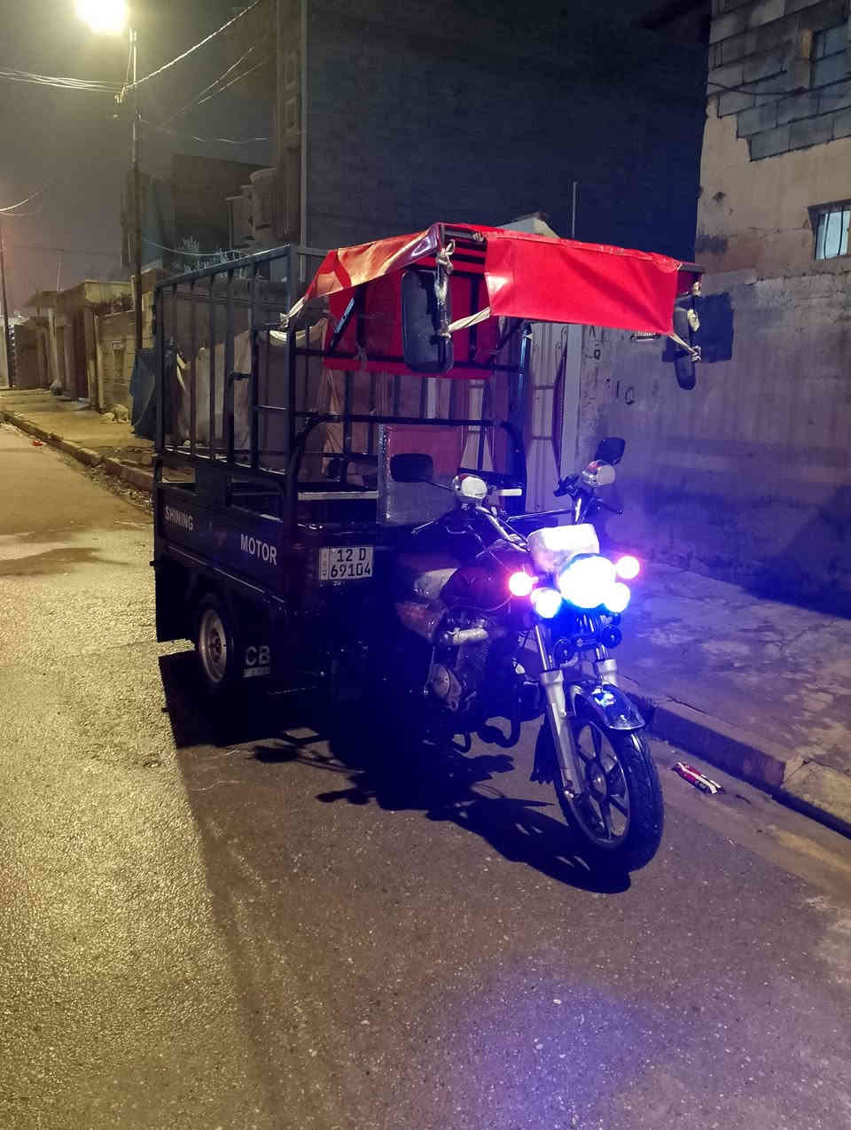 علي ابو الستوته للاجرة ونقل البضايع داخل الموصل ايمن و ايسر يوجد نقل الاثاث بكل دقة استفسار على الارقام؟
*********** بي واتساب 📞
***********
