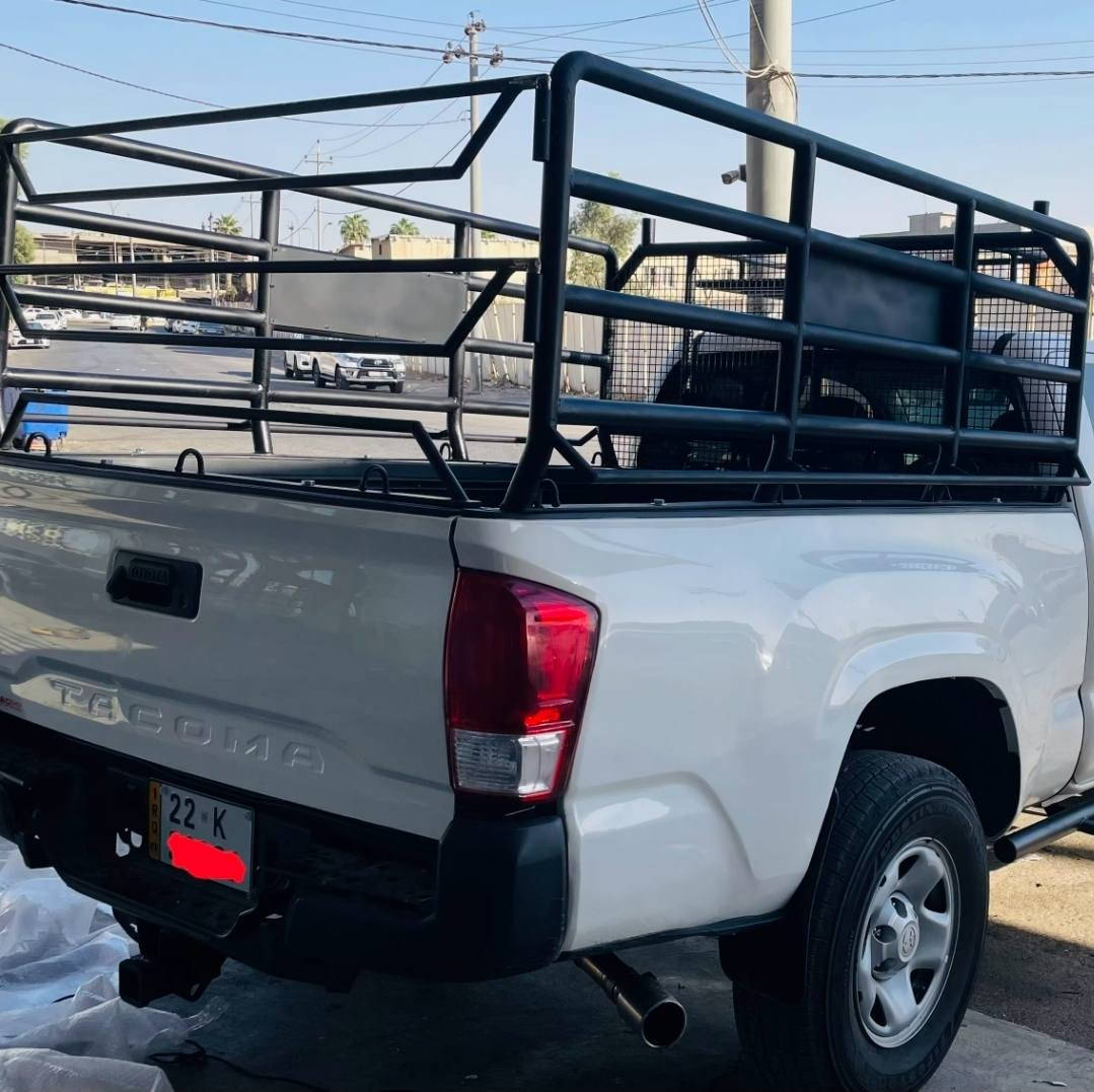 پیکاب تۆیۆتا تاکۆما 2023
• رەنگی سپی
• ٤ پستن 
• تاک اکسل
• تەک نیو بۆدی درێژ
• مەکینە ٢٧٠٠ 
• گێر تۆماتیک 
• ئێرباگ سەلامەتە
• رۆیشتوە٤٢.٠٠٠کم  
• رەقەم تەلەفۆن***********
• نرخ210$
• رەقەم هەولێرە بەناوی خۆمە
پێشی کەپسە نیو دەرگای بۆدی و یەک چاملغی سبوغە 
دۆسە-چەمچە-دەعامی پێش-هۆک لەگەڵدا
