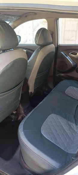 السلام عليكم توسان للبيع
سياره من اخذتها بيها شخوط خليتها من صاحبها 
كير مكينه مكفوله  سياره   مكاني بل الزعفرنيه ربع شوارع  قرب يوم مول فيروزه  متواجد عله  واتساب *********** سعر 135
