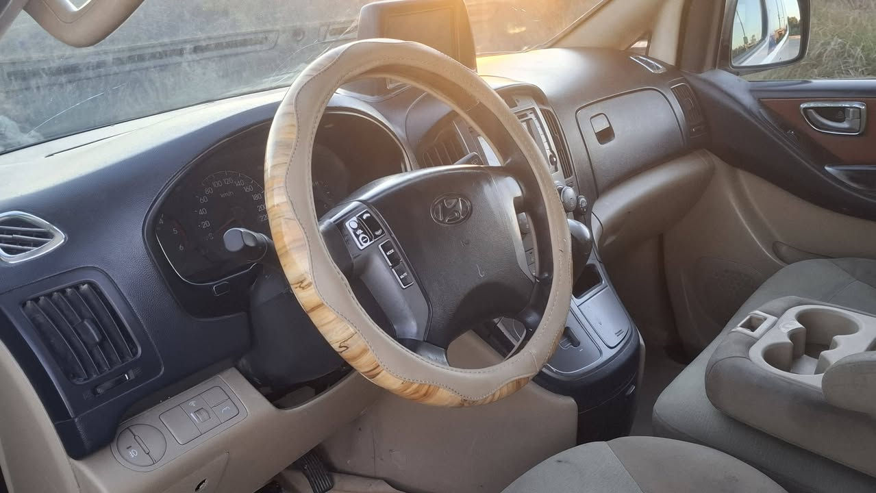 سلام عيكم ستاركس ٢٠١٤ محوره مسكر سياره جاهزه رقم قادسيه مكان سياره ناصريه مركز سعره ١٦٨ وبيه مجال قليل ***********اللستفسار
