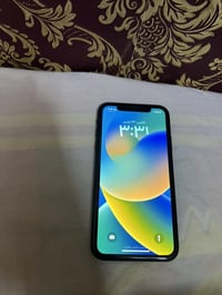 ايفون xr جهاز جدا نضيف وقوي ما مفتوح نهائيا وكلشي ممبدل بي بطاريه 77‎%...