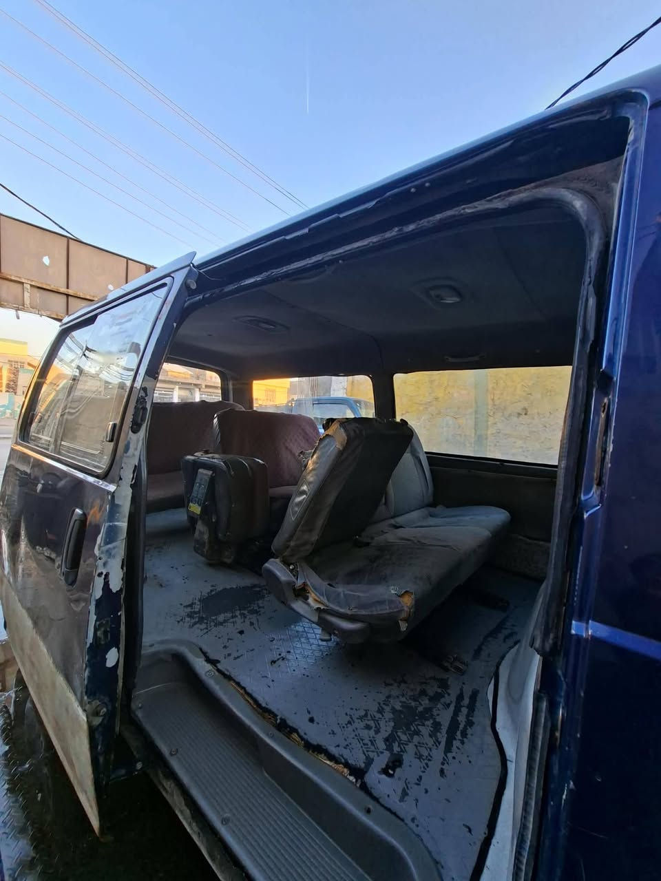 السلام عليكم ورحمه الله وبركاته
كية بريجو موديل٩٦ رقم انكليزي بأسمي 
مكان نجف كوفة..رقم الهاتف ***********
