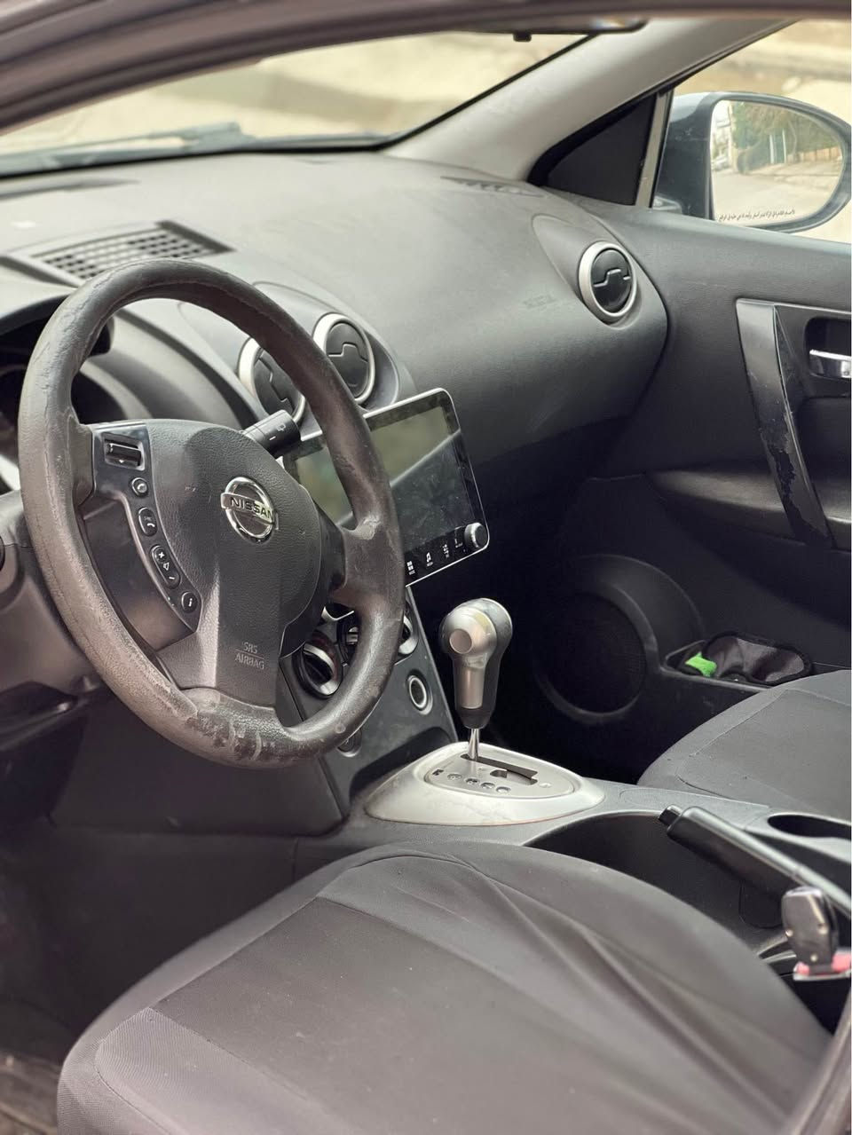 Nissan qashqai 2010
مواسەفات خلیجی 
زۆر خاوێنە سەیارەکە 
١ دەست بوە
٤ تایە نوێیە
٢ دەرگای لای سەکن بۆیاغە
گێرو مەکینە بەشەرت 
تەقەو رەقەی بەشەرت 
سوکان ڤۆلیۆم شاشە و کامیرە
٨٠٠ هەزار غەڕامەی لەسەرە دەیگەرێنمەوە
***********
*********** أربيل, العراق

