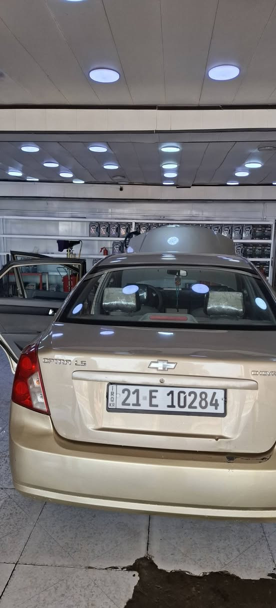 سلام عليكم 
اوبترا موديل 2010
كير محرك جدد شرط فحص
باتري تخم تاير تبريد 
جاهزه من كل نواحي رقم سليمانية ب اسمي تحويل ثاني يوم
ماكني بغداد الدورة حي صحة 
رقم  ***********
سعر
