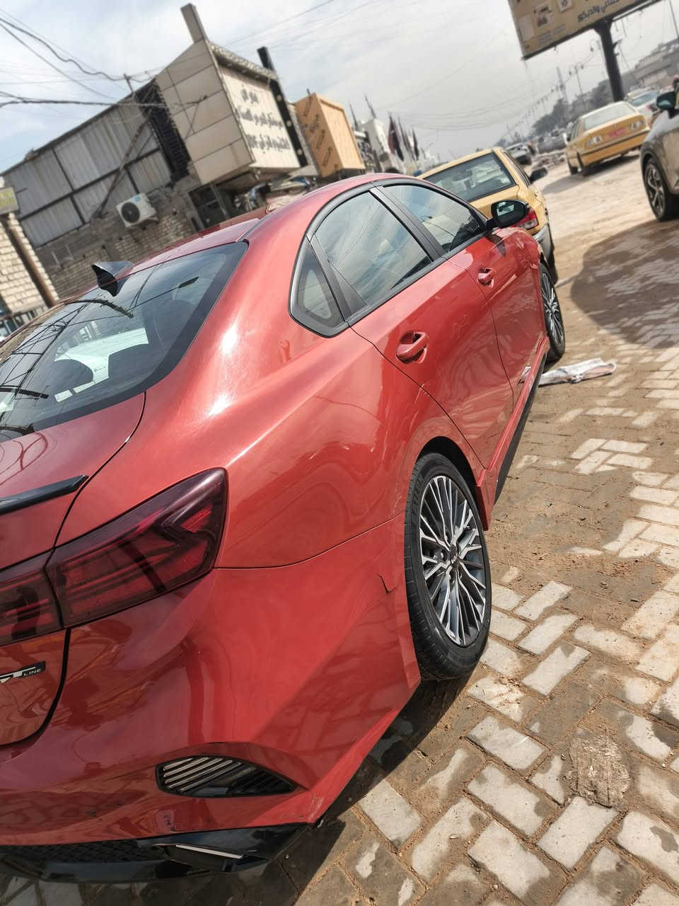 3KpF54AD1pE551060رقم شاصي سلام وعليكم كيا فورتي جيتي لاين 23بدون حدث بلادي اليبل  واحد امريكي الون مشمشي رقم بغداد جديد بسمي 23وفول مواصفات فتحة بصمة دخول ذكي صندوق ذكي سياره جاهزه وحلوه وبدون حدث ماشية 32سعر175وبيه مجال علوان سياره مدينه صدر قطع واحد رقم ***********
