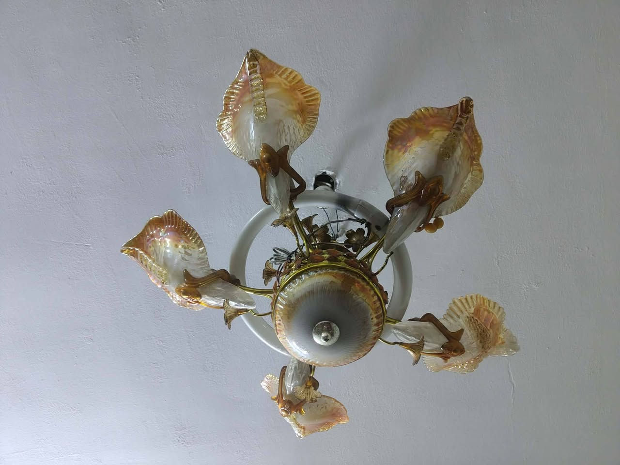 سلام عليكم طبلات وحدة اجبيرة و 4 اصغار سعر 70 الثريات زوج ب25 ميز ابلازمة سعر 25 و بيهن الغراض مجال


**إذا كنت صاحب هذا الإعلان وتريد حذفه لأي سبب، رجاءا أرسل رسالة إلى الدعم الفني**