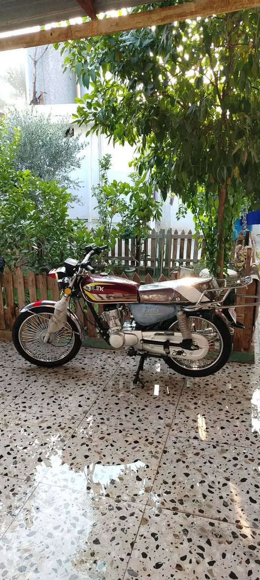 سلام عليكم اخواني ماتور للبيع سونيك موديل ٢٠٢٤ اربع كير مكينة كبس و كهربايات كل شغال و كل بيلادي سعره ٦٢٥ بمجال قليل  اذا تريد ارسلني عخاص رقم
***********
