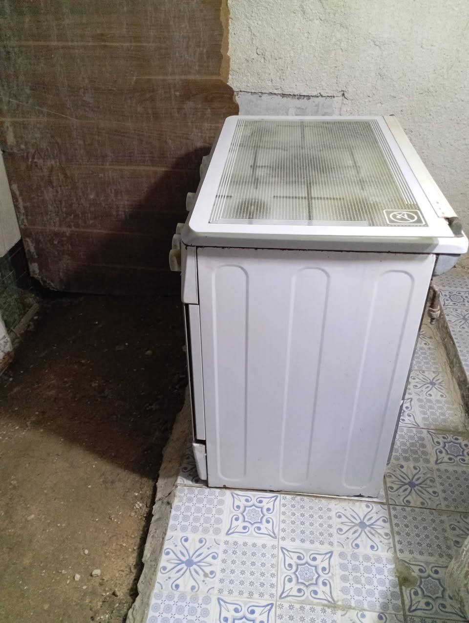 طباخات شغاله ورخيصه سعر البيض 75وبي مجال ولحمر50وبي مجال عنوان كربلاء ***********
