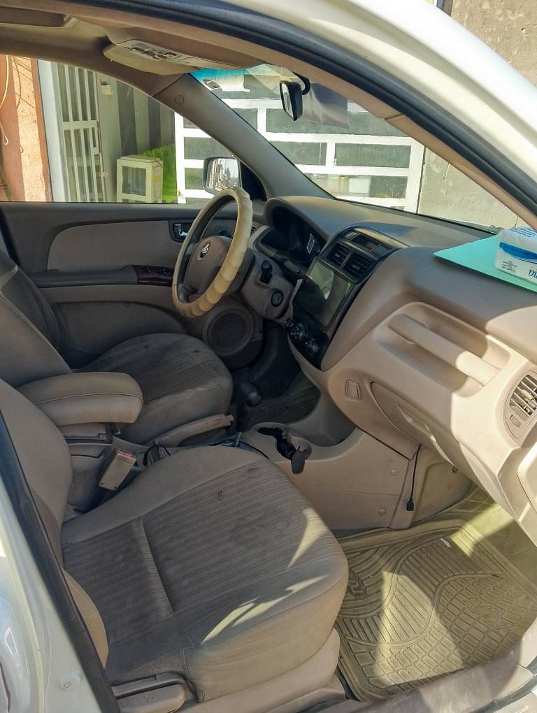 سبورتج  موديل ٢٠١٠ مكفوله من كلشي بس الدعاميه صبغ فول مواصفات العنوان بابل تقاطع السده *********** السعر ١٢٨ وبيه مجال بسيط تريد تحويل تريد وكاله بغداد, العراق
