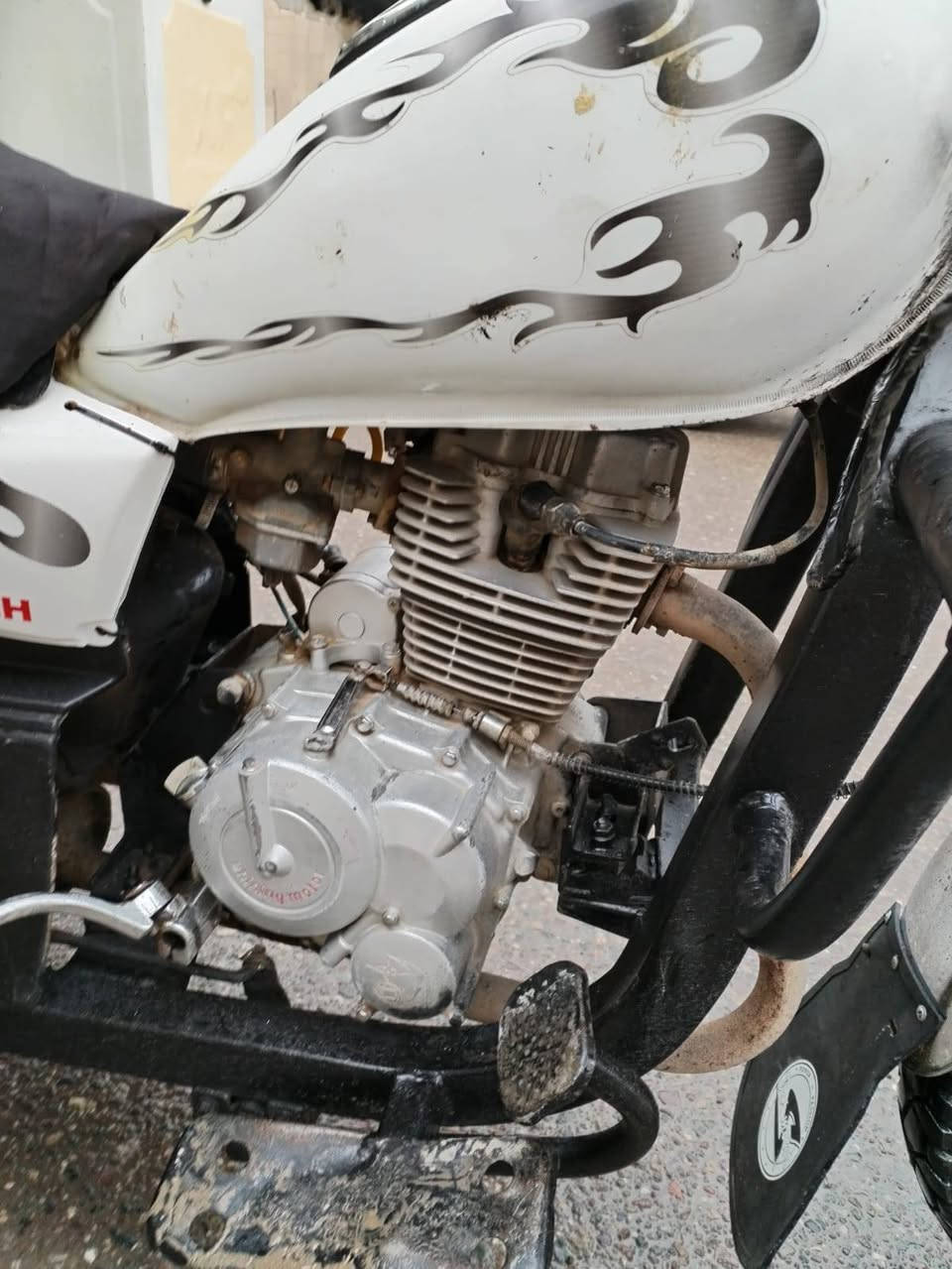 سلام عليكم ستوته لبيع موديل 2022 جمباوة السعر  مليون وربع وبيها مجال للطيبين ***********
