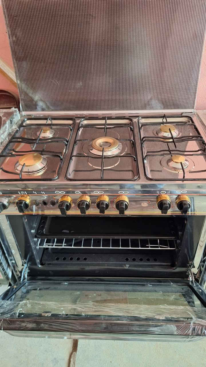 أستعمال قليل. كريازي*فريش*يونفرسل. كلشي متوفر
شرط مصري الأصلي وشرط الفحص والضمان سنه كامله ***********
حله حي الجزائر قرب صيدلية مرجان
