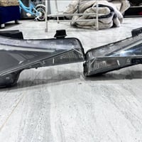 عمدي زوج لايتات النتره ٢٣ امريكا اصلي   جهت الايمنه ما مفتوح ولا ملعوب...