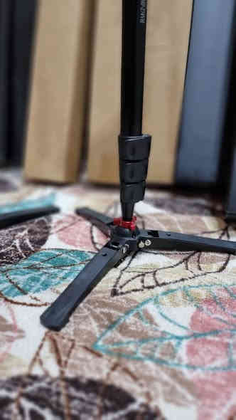 استاند احادي ارتفاع 180 هايدروليك قابل للتفكيك  جديد 
السعر 50  الف متوفر توصيل ***********
