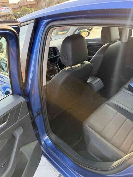 سلام عليكم للبيع جيتا موديل 2023 (SE)
رقم شاصي : 3VW7M7BU3PM057082
سيارة محرك 1500  تربو بدون دوانز كله محسن اديرله 
ماشيه 35 ماايل //رقم أربيل سيارة بأسمي 
موصفات 
-بصمه
-بنوراما
-تحكمات سترين 
-كروز سرعه تحديد مسار 
-تشغيل عن بعد 
-جام  أوتو 
-بصمه أبواب
-كشنات كله جلد 
-تدفئة كشنات 
- كرسي سايق كهرباء 
-تبريده ثلج 
 مكفولة صدر محرك تبريد البنيد بارد فقط بدون تبديل دواخل مازده بلاديه اريباك دركه مصلح راجع بلادي 
 رايده :164 بيهة مجال حك جيه 
*********** محمد 
مكاني بغداد حي حطين
