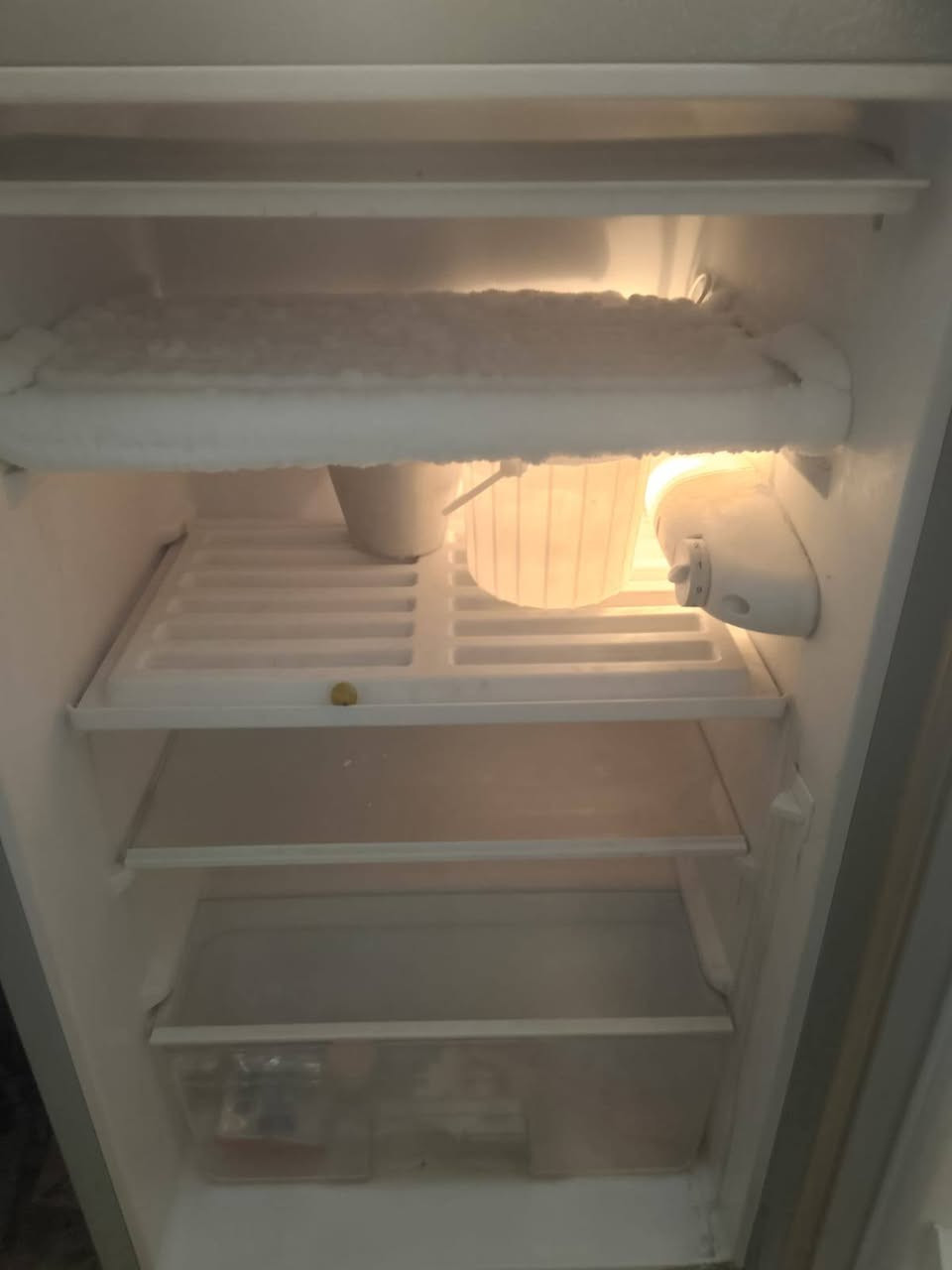 ثلاجه جديده حجم صغيره سعر 80قفل مدينه الصدر ‏‪***********‬‏
