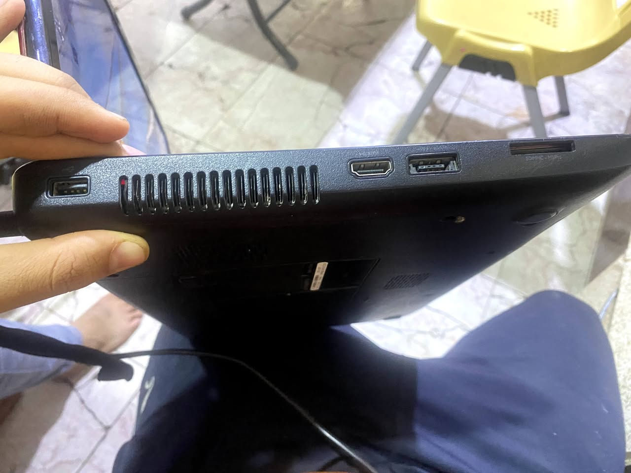 لابتوب للبيع سعره 90 اكو توصيل تتواصل ***********  بصور مواصفات نضيفه مال قرايه تصفح
