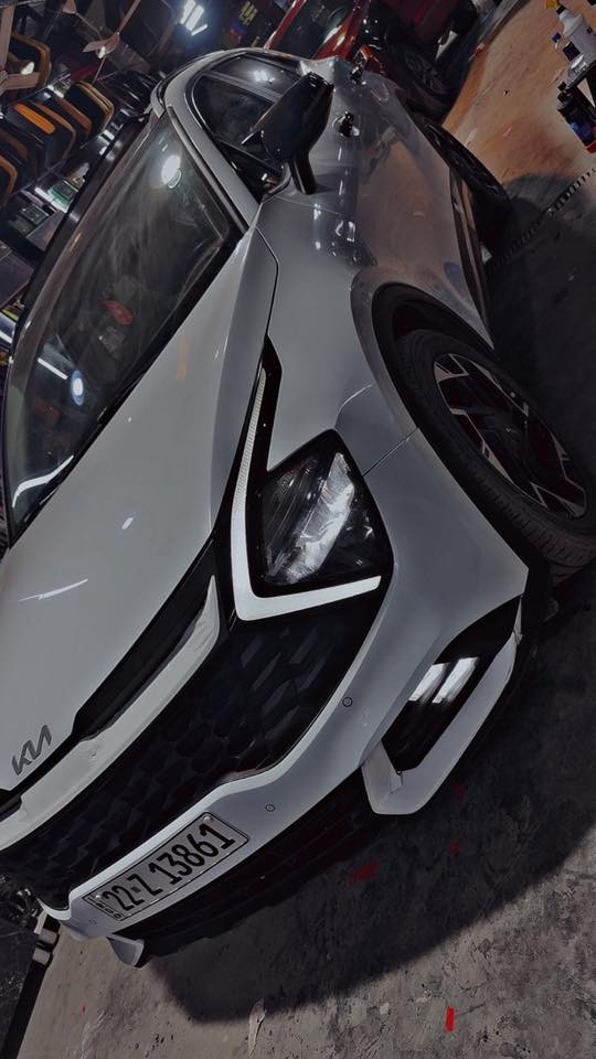 للبيع

سبورتج 2023 
 فول مواصفات
فول 1/1
وارد خليجي

رقم اربيل ‎الجديد الإنكليزي

‏‎ - بانوراما

‏‎ - سعة المحرك 2.000

-‏‎ مرتبط بناقل حركة أوتو 6 نمر

‏‎ - حساسات أمامية

‏‎ - حساسات خلفية

‏‎ - لايت زينون + LED

‏‎ - شاشة ديجيتال  متصل كامل

كشافات

‏‎ - بك لايت LED

‏‎ - ويل كب 19

-‏‎ اريل نفكيشن

-‏‎ تشغيل عن بعد

‏‎ -فتح الصندوق كهرباء ذكي

‏-‎ دشبول شاشة

‏‎ - شاشة ابل كار بلي واندرويد اتو

‏‎- كاميرا دوارة

‏‎ - المقاعد جلد

‏‎ - تدفئة المقود والكشنات الأمامية

‏‎ - مثبت السرعة Cruise

الأوامر الصوتية

‏‎- أوضاع القيادة  Drive Mode

‏‎ - فحص أنظمة السيارة

‏‎ - حساسات ضغط اطارات

‏‎ - شفتات مقود

‏‎- تبريد شاشة

‏‎ - هاند بريك بصمة

‏‎‏- ABS

‏‎‏ - Auto Hold    أوتو هولد

‏‎‏- ISO Fex        ايزو فكس

‏‎- نظام مانع الانزلاق

‏‎- نظام نزول المنحدرات

‏‎- اشارة في المرايا الجانبية

‏‎- مخرج منفذ الطاقة

‏‎‏- حساسات كامله داير السياره

شاحن هاتف لاسلكي

ملاحظة/ السيارة مكفولة كفالة عامة ماعدا صبغ قليل بجاملغ الخلف السائق شبر موضح بصوره 

استفسار *********** بي واتساب.                               العنوان بغداد 

السعر 215وبيها مجال
