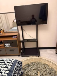 تلفزيون وعربانه تلفزيون متنقله ثنينهن ع ١٠٠ الف  للتواصل وتساب ٠٧٧٧٤٨٠...