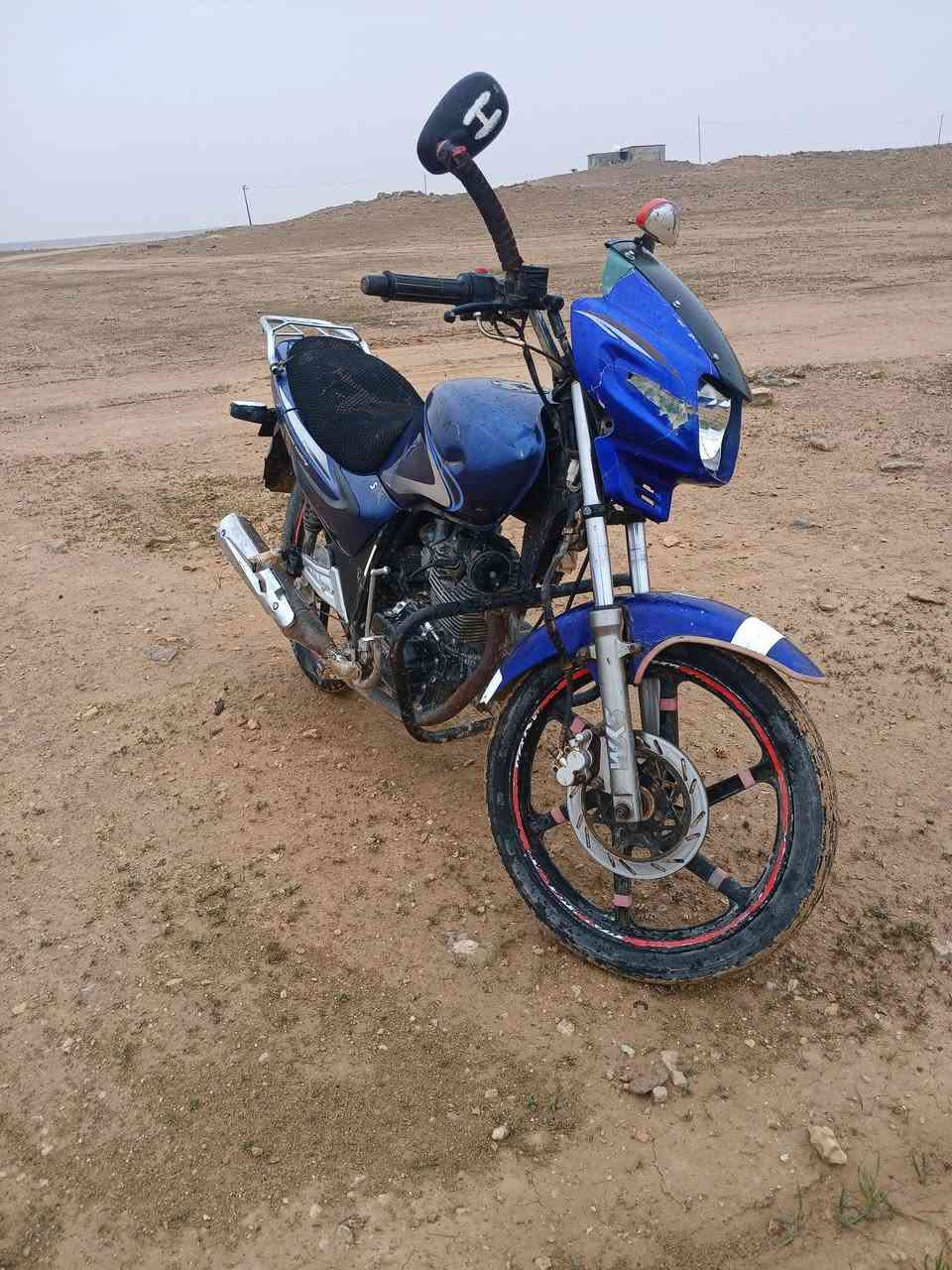 للبيع سايم مديل 2017
سعر 600 وبيه مجال ***********
