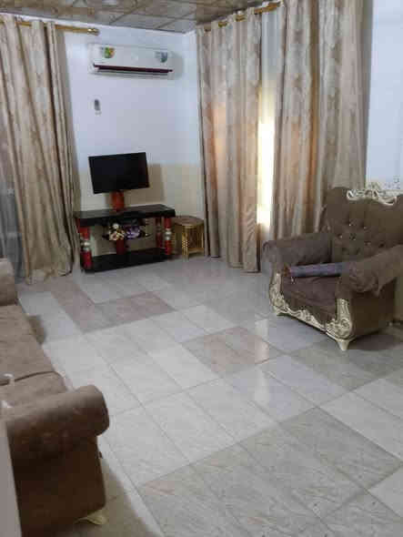 السلام عليكم
دار للبيع المساحه 150متر طابو زراعي سند 25 تحويل مباشر الموقع الحمزه الغربي على ربيانه شارع الحاج ابو انس 
بيت متكامل ونضيف وسعره مناسب 57 بي مجال حك جيه ***********
