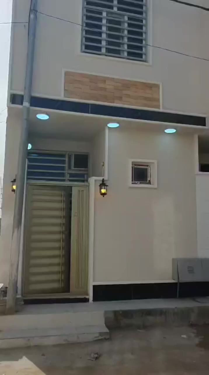 السلام عليكم
اللهم صل على محمد وال محمد 
بيت مساحه ٥٠متر للبيع فقط
طابقين بناء طابوط وحديث
مكان البيت كربلاء / مجمع الحياة النموذجي السكني  قرب شارع مستشفى الكفيل 
جنس العقار سند 25مكاتبه مع صاحب الأرض
اقرار محكمه
يبعد عن حرم الامام الحسين ع السلام ٤كم 
وعن شارع الزوار ١كم 
كافة الخدمات موجوده
ماء+كهرباء+مجاري +خطوط مولد+خطوط انترنت 
للاستفسار الاتصال على الارقام التاليه 

***********  او واتساب
