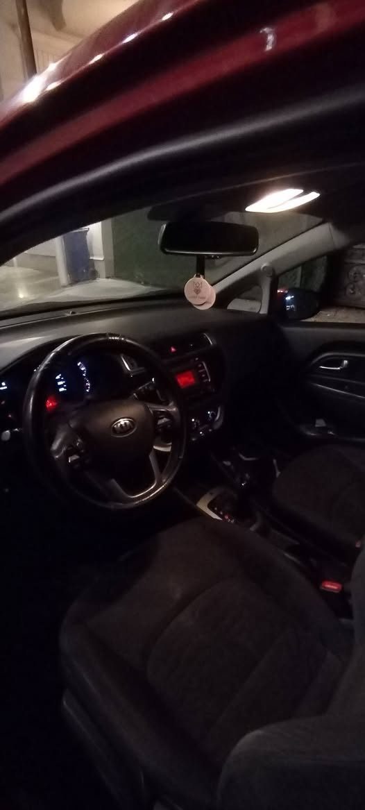 سلام عليكم kia rio 2016 مكفوله كفاله عامه السياره ماشيه 65 الف كيلو
مكينه 1600 دوش مكفوله المرغوب السعر 105
***********
