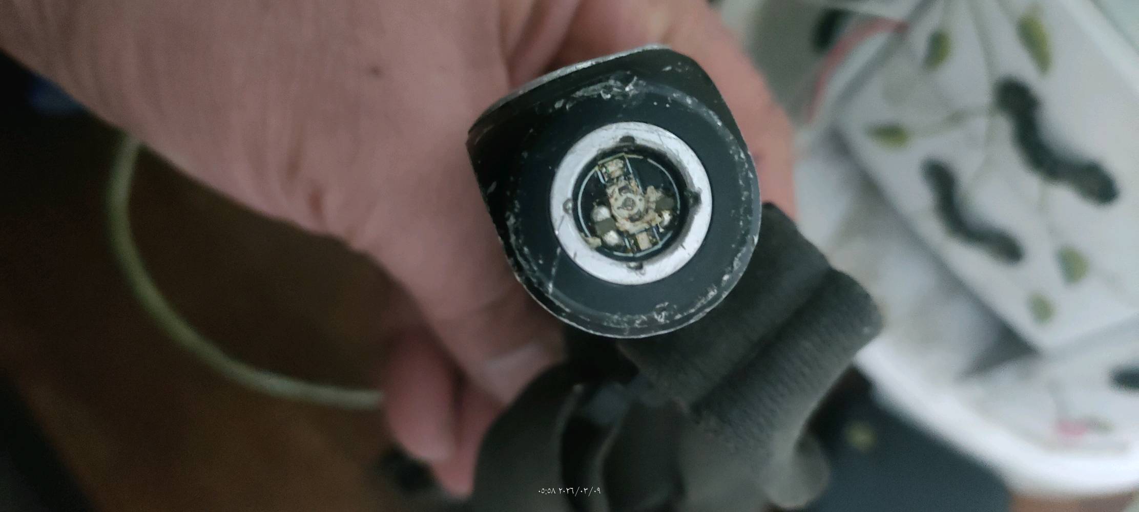 سلام عليكم  عند هذا الايت عاطل اريد اصلحه منو يصلح يعرف مصلح جزاكم الله خير
